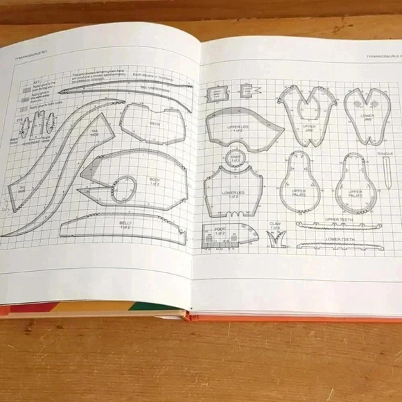 Paper Dinosaurs: 20 model monsters  to cut and fold - Picture 4 of 7